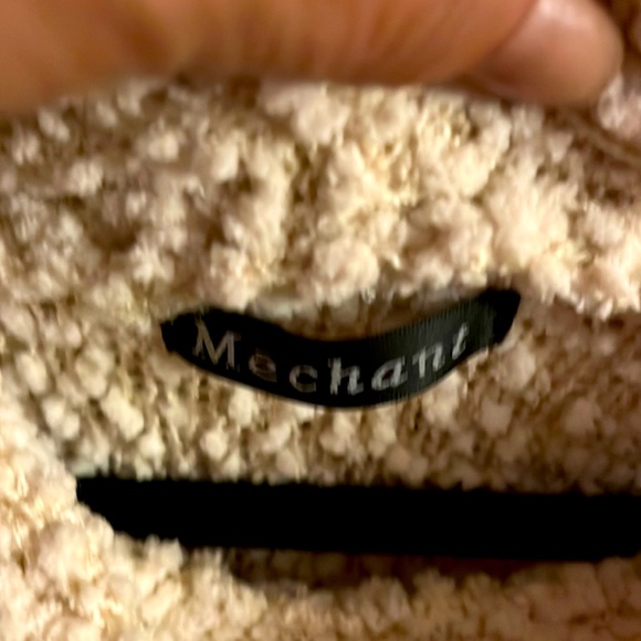 A nubby Winter white long sweater/cap sleeves. Perfect condition new - Picture 4 of 5